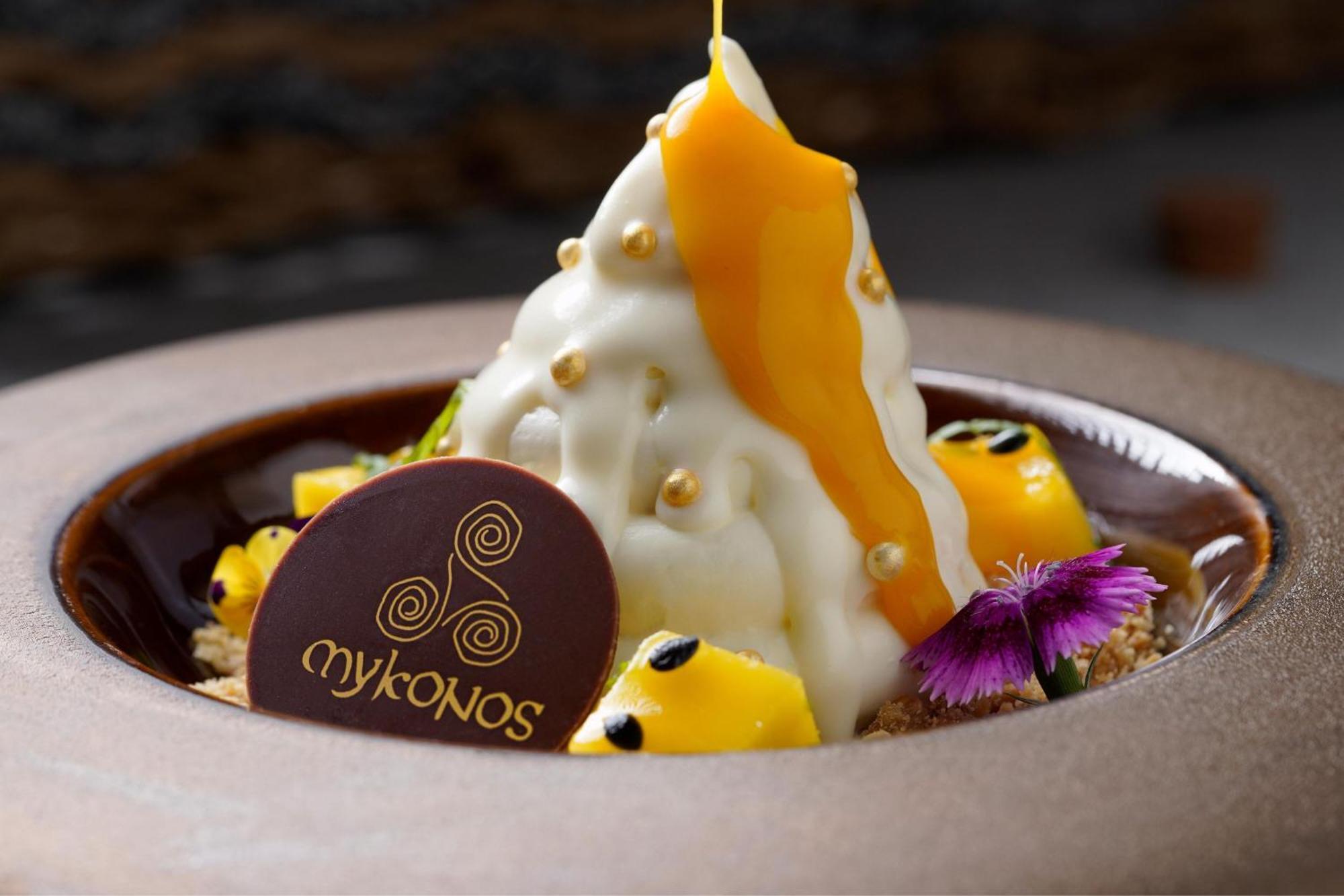 Le Meridien Abu Dhabi Esterno foto Chocolate dessert